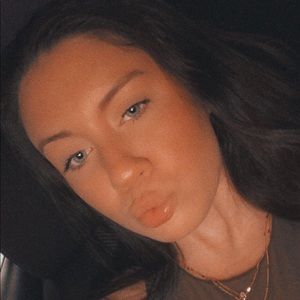 Meet your Posher, Karlye